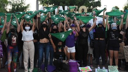 Cientos de mujeres en diversos puntos del país, incluida la Ciudad de México, se manifestaron para exigir aborto seguro y gratuito (Foto: Cuartoscuro)