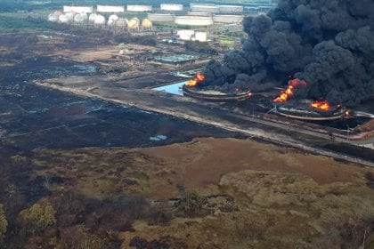 Una toma aérea de la zona en la que se desató e incendio (Antara Foto/Dedhez Anggara/ via REUTERS)