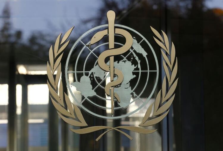 Un logo se muestra en la sede de la Organización Mundial de la Salud (OMS) en Ginebra, Suiza (REUTERS/Denis Balibouse)