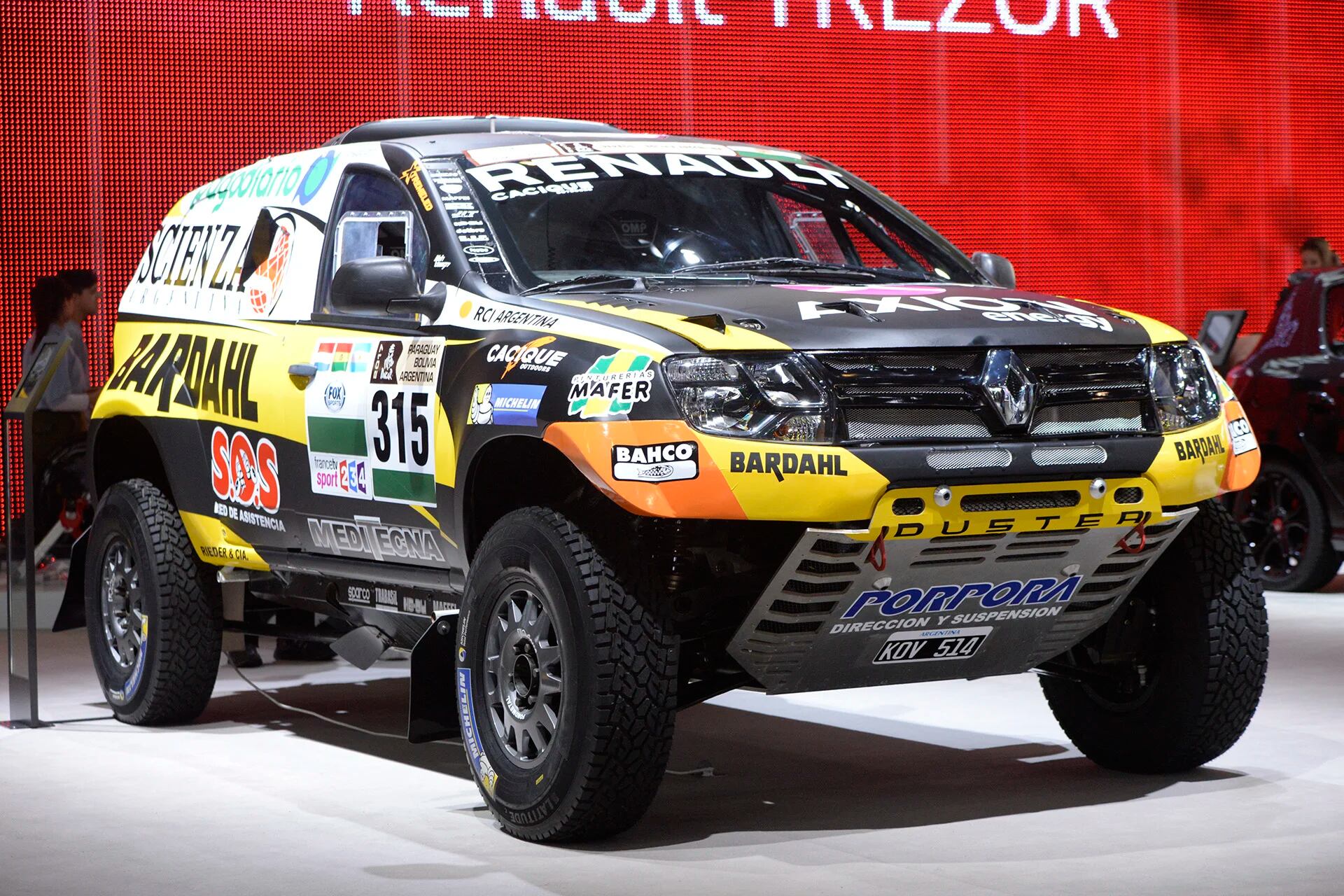 Los pilotos de Renault Sport Emiliano Spataro y Facundo Ardusso, además de correr en el Súper TC 2000, participan del rally más exigente del mundo con la Duster Dakar