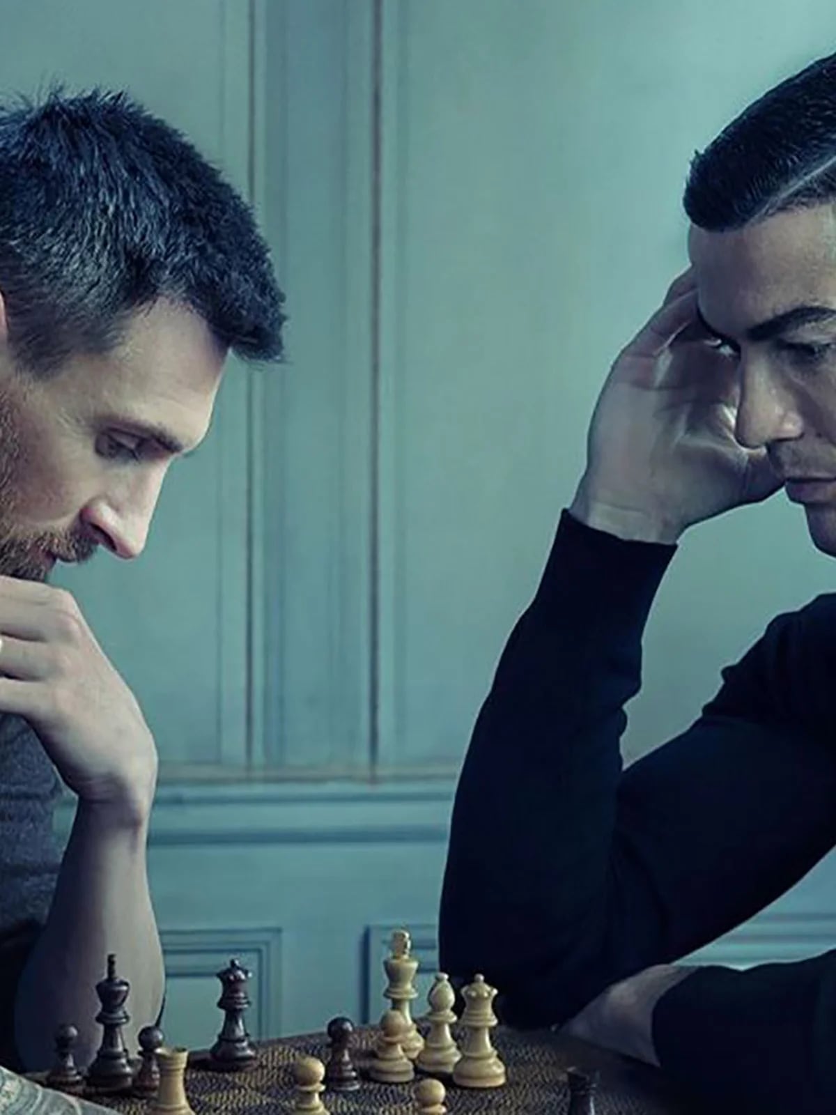 La imagen de Lionel Messi y Cristiano Ronaldo jugando al ajedrez que es  furor en las redes - Infobae
