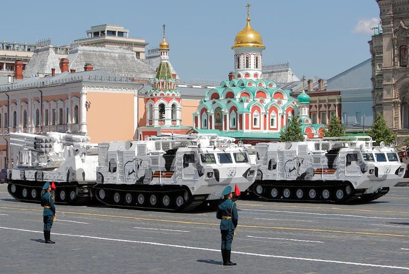 Los sistemas rusos de armas de artillería y misiles Pantsir-SA son exhibidos durante el desfile del día de la Victoria en la Plaza Roja en Moscú. REUTERS/Maxim Shemétov