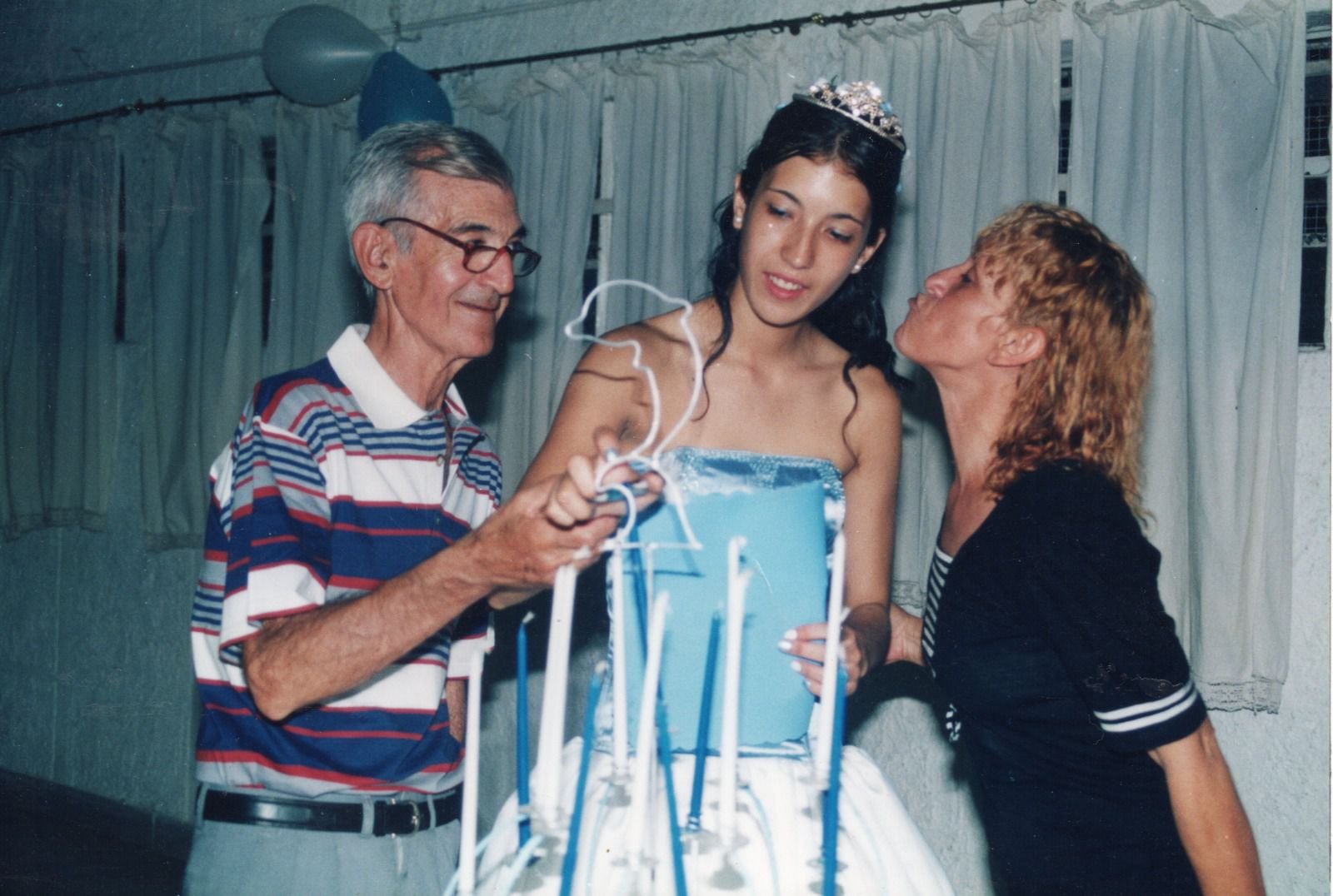 En su cumpleaños de 15. Desde siempre, su pasión es conducir vehículos, sea un camión o un colectivo