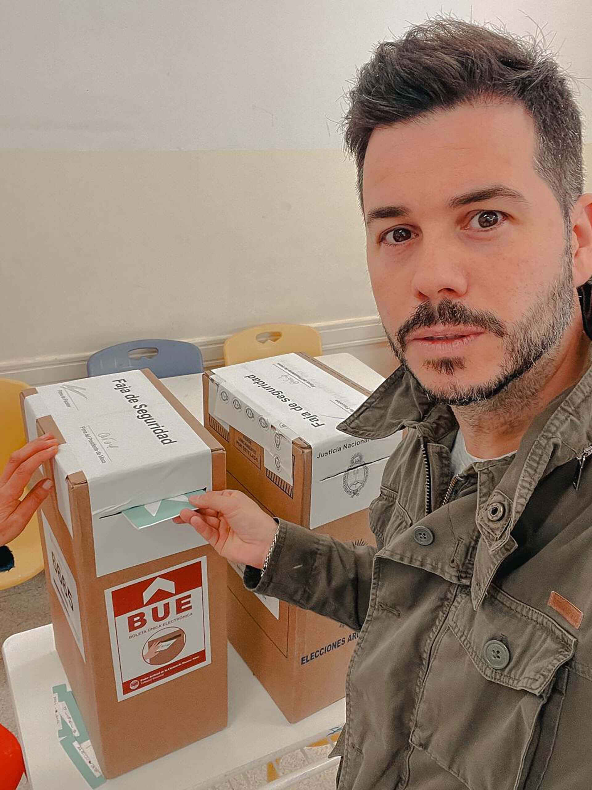 Nicolás Magaldi también dejó su voto (Foto: Teleshow)