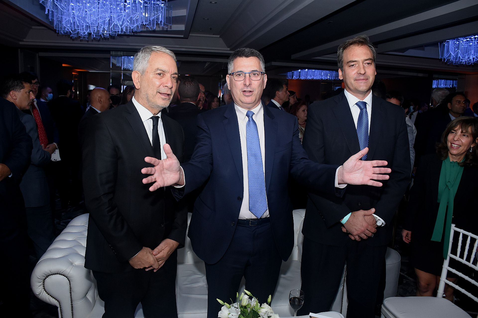 Welcome to Gideon Sa'ar/ Hotel Emperador 3