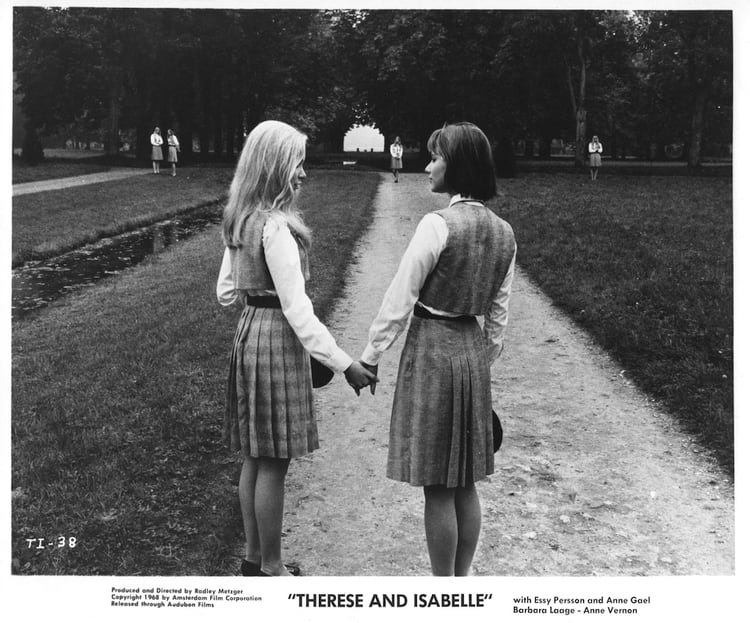 Escena del film “Teresa e isabel” (1968), de Radley Metzger, basado en el libro de Leduc