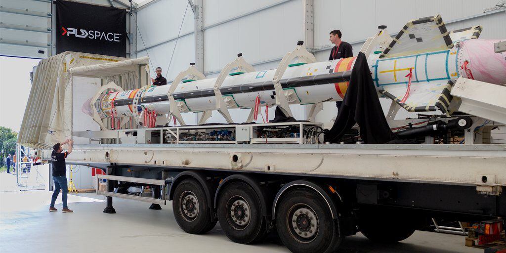 Transporte del cohete español Miura 1 desde las instalaciones de PLD Space hasta el centro de lanzamiento en Huelva (PLD Space)