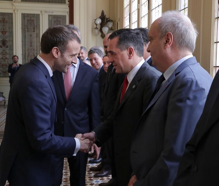 Finocchiaro recibiÃ³ al presidente francÃ©s Emmanuel Macron en Casa Rosada