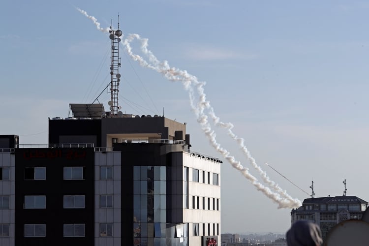Cohetes lanzados desde Gaza a Israel. (REUTERS/Mohammed Salem)