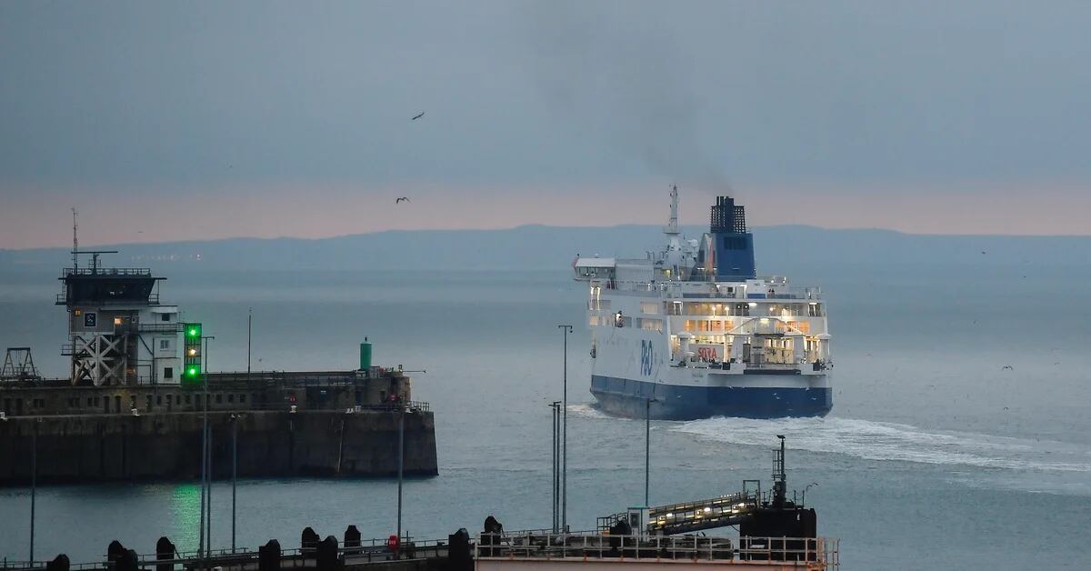 Le blocus des pêcheurs de la Manche accroît les tensions entre la France et la Grande-Bretagne après la tragédie des migrants