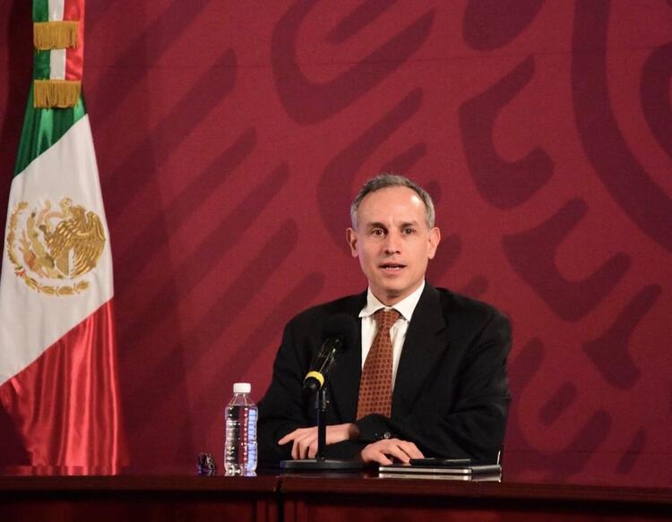 El doctor Hugo López-Gatell informó que la cantidad de fallecidos por Covid-19 superó ya el millar (Foto: Cortesía)