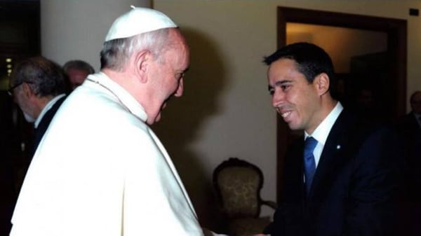Alfredo Abriani junto al Papa Francisco