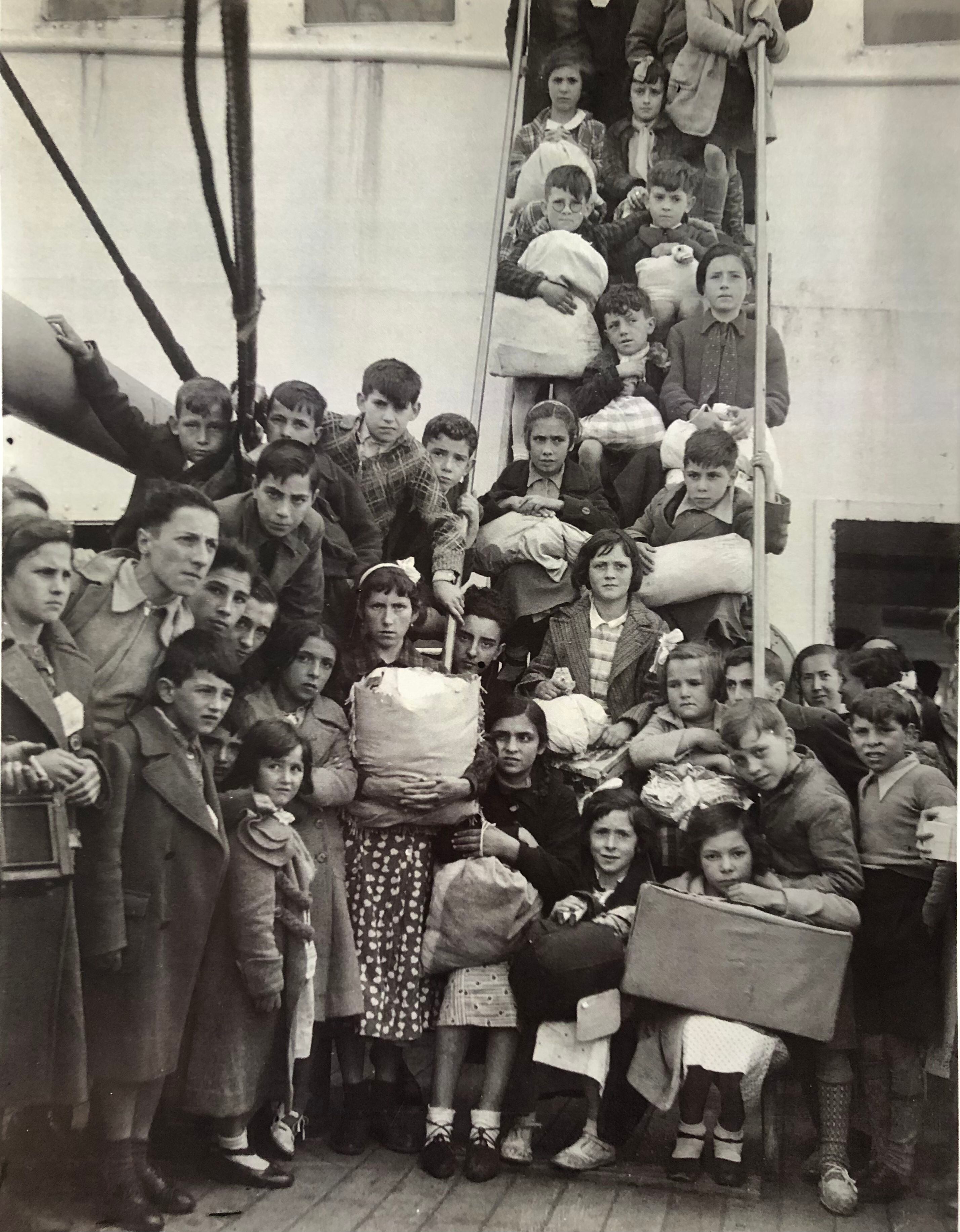 Niños vacos exiliados a bordo del buque Habana en 1937. (Cedida)