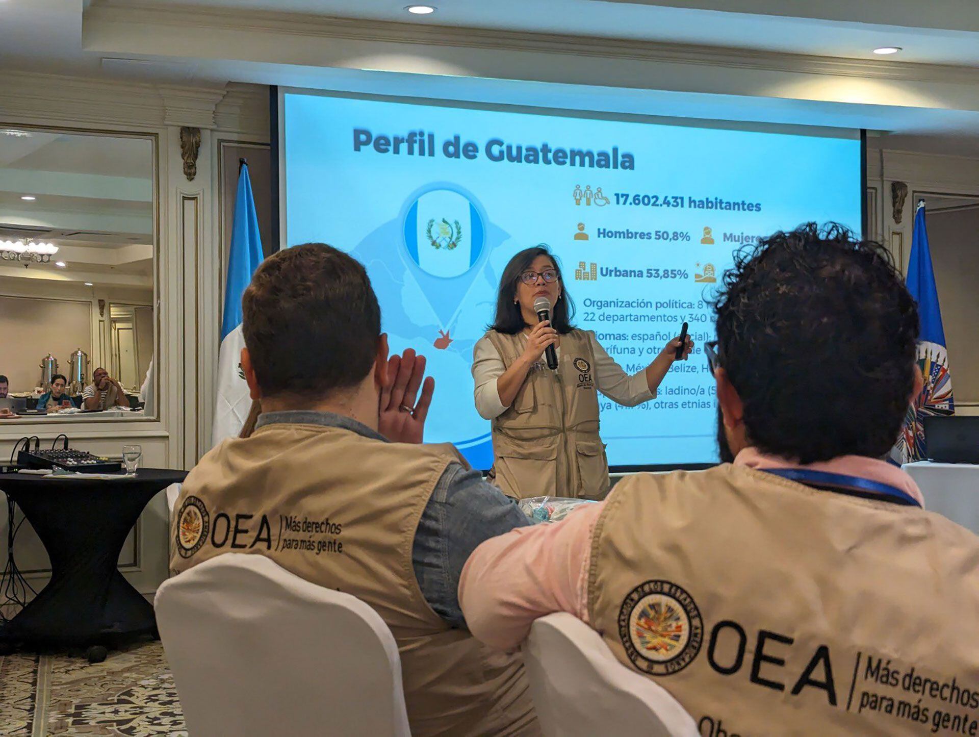 La OEA también tiene desplegados en Guatemala a los coordinadores regionales que estarán presentes el domingo en todos los departamentos del país (@OEA_oficial)