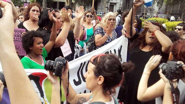 Marcha: las referentes de las organizaciones denunciaron el aumento de asesinatos de las personas trans y travestis y exigieron políticas públicas al Estado para poner fin a la violencia (Daniela Lichinizer)
