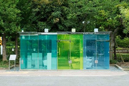 El Proyecto de Baños de Tokio, de la fundación sin fines de lucro Nippon, renovará 17 baños públicos en los parques de Shibuya, Tokio, hasta la primavera boreal de 2021 (Satoshi Nagare/ tokyotoilet.jp)