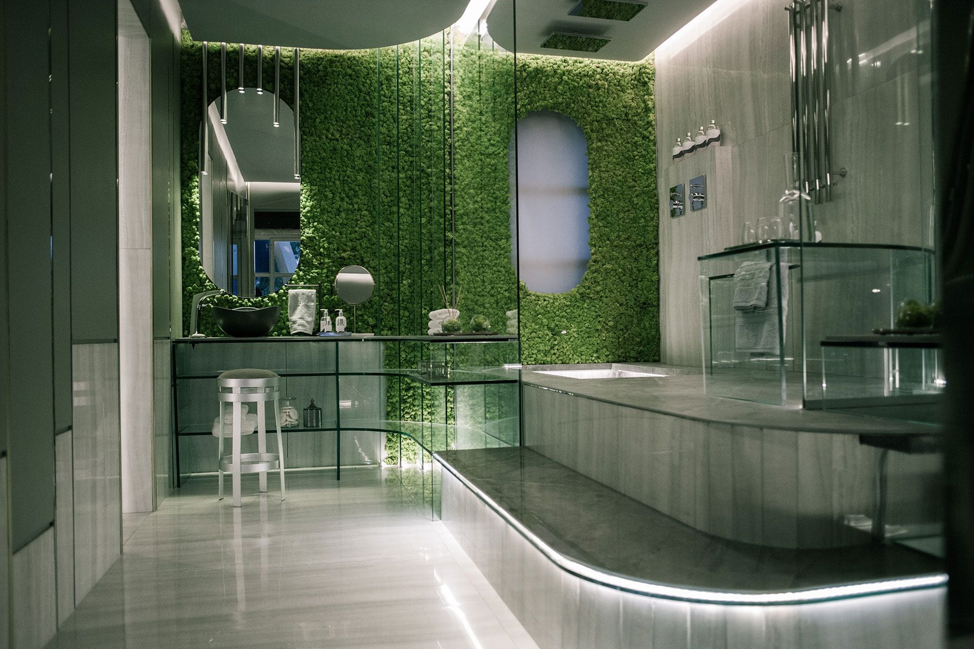 Uno de los elementos más innovadores del espacio “Aguavá” fue la utilización de un liquen natural escandinavo para cubrir una pared verde