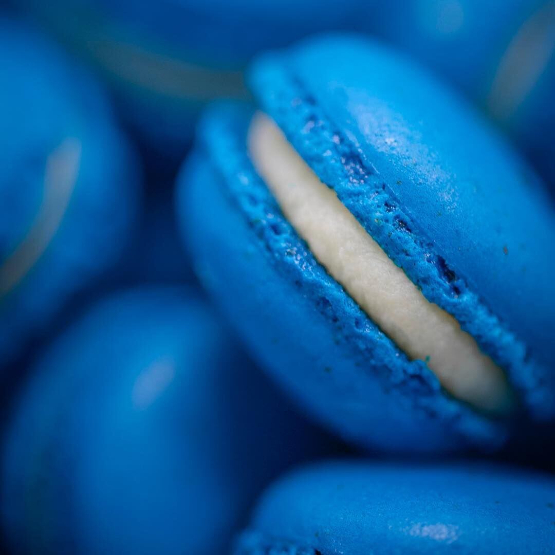 La historia de los macarons: desde Sicilia hasta Versalles, el viaje de este delicado bocado (@dbetular)