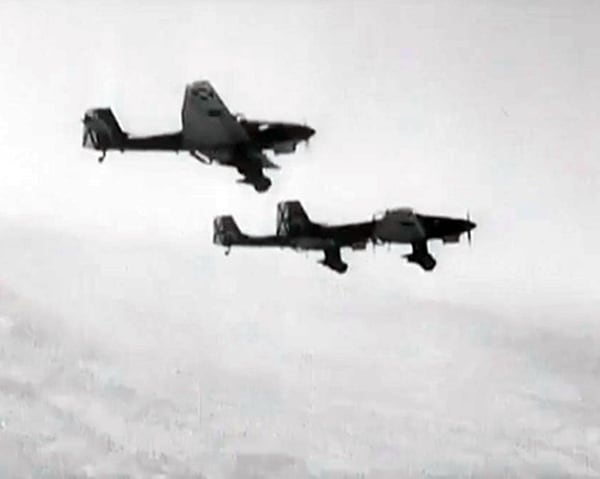 Dos bombarderos Stuka cruzan los aires de Europa. Constituyeron un arma letal de la Alemania nazi