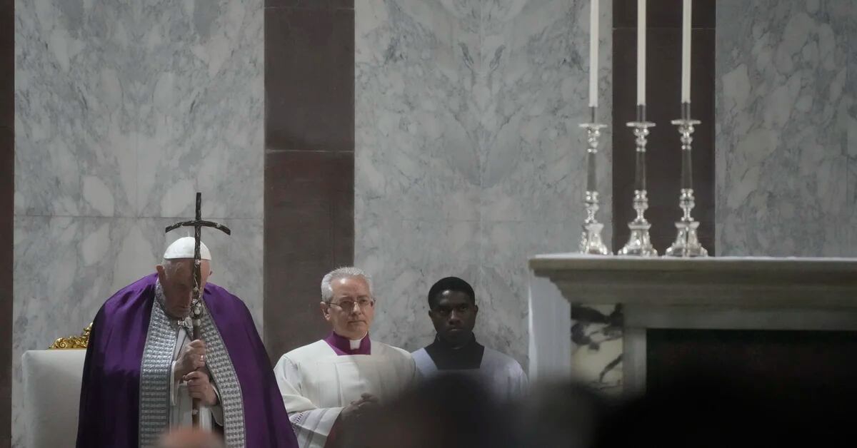 The pope asks to abandon the “dictatorship” of the superficial