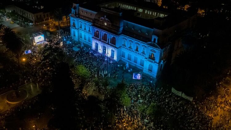 Imagen aérea de la movilización en Jujuy contra el proyecto de Snopek