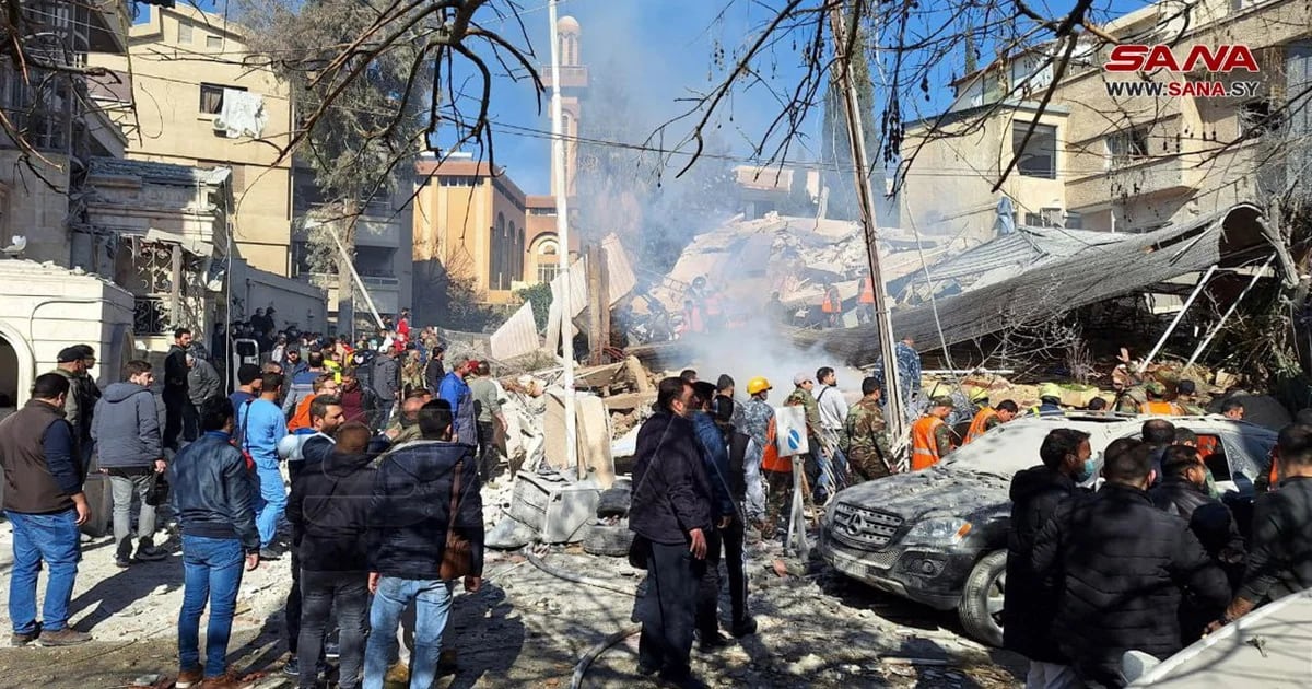 Quattro membri della Guardia rivoluzionaria iraniana sono stati uccisi in un attacco aereo a Damasco