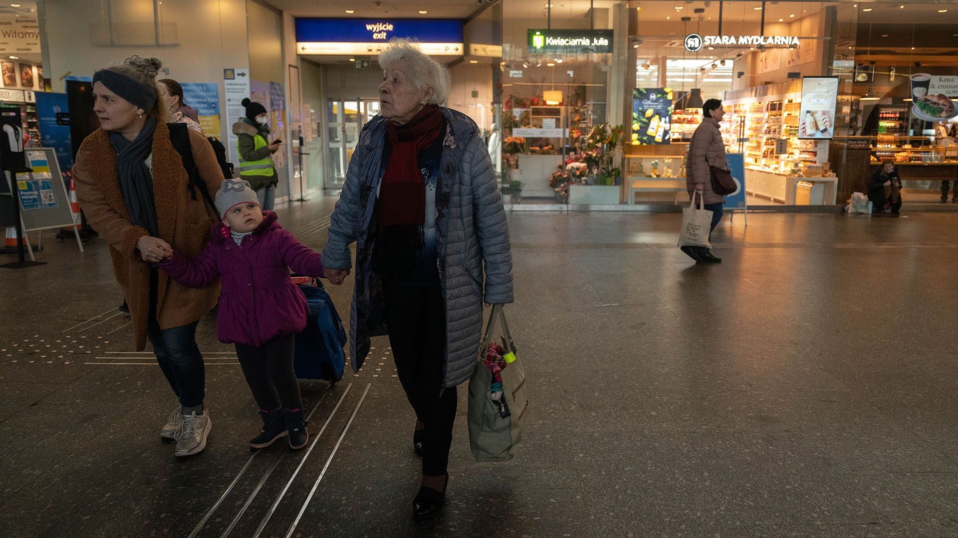 Ukrainian Refugees - Warsaw Train Terminal - 21/03/22