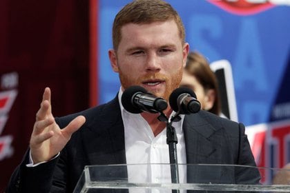 Álvarez confirma la fecha de su próxima pelea el 19 de diciembre contra Callum Smith (Foto: Daniel Becerril / Reuters)