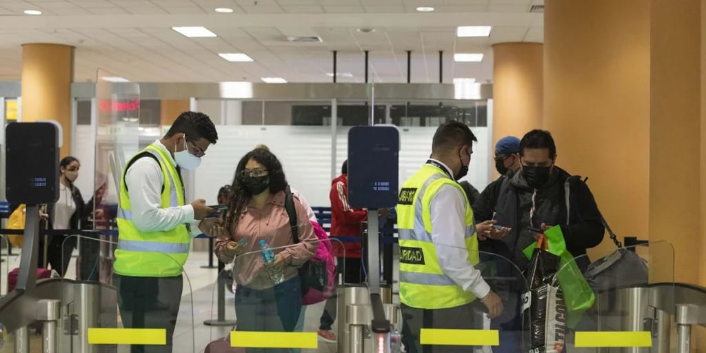 Banda sold false certificates of negative COVID-19 tests at Jorge Chávez Airport