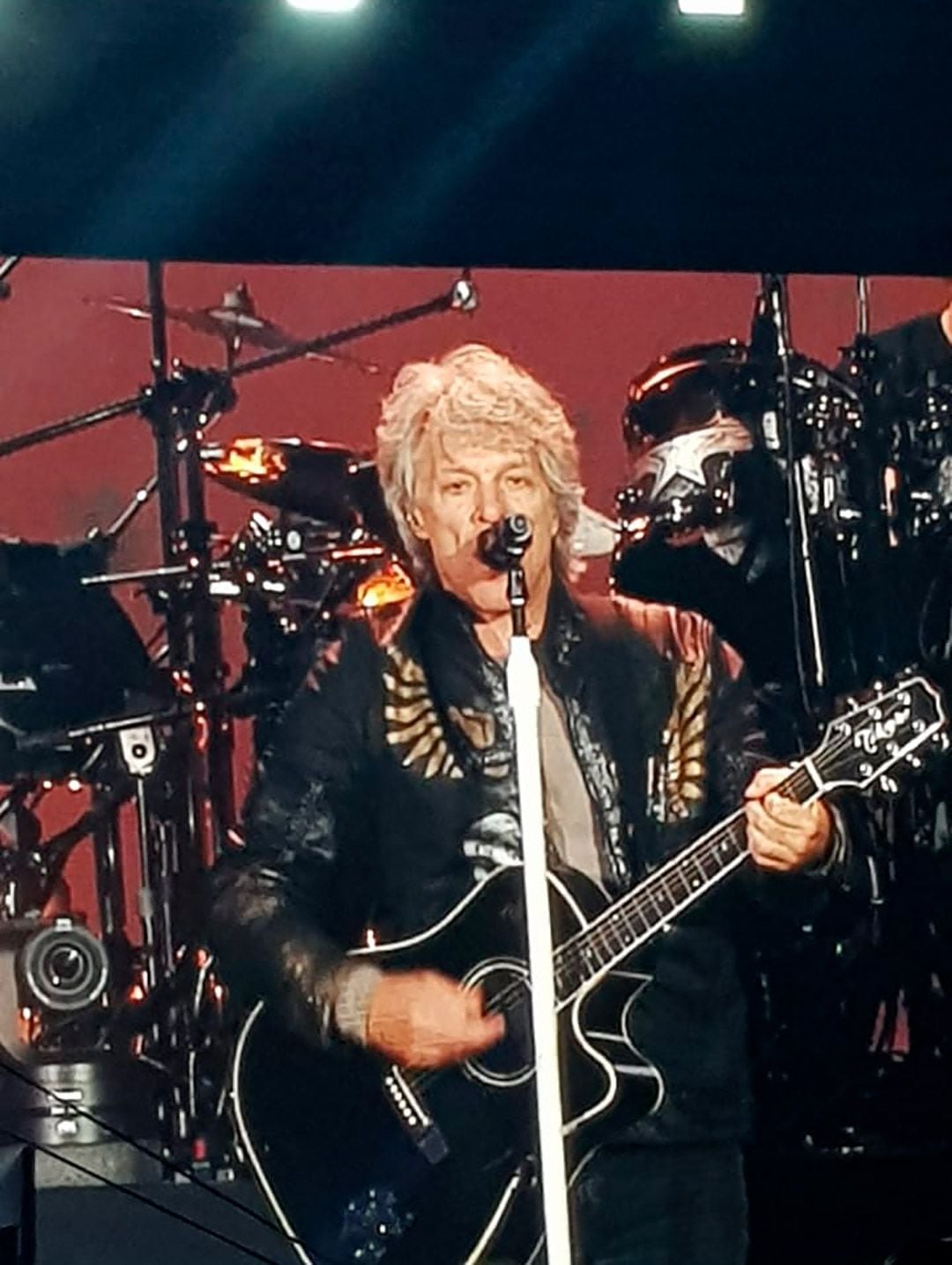 Tras comentarios negativos en su última gira, surgieron rumores de que Bon Jovi estaría por retirarse de los escenarios 