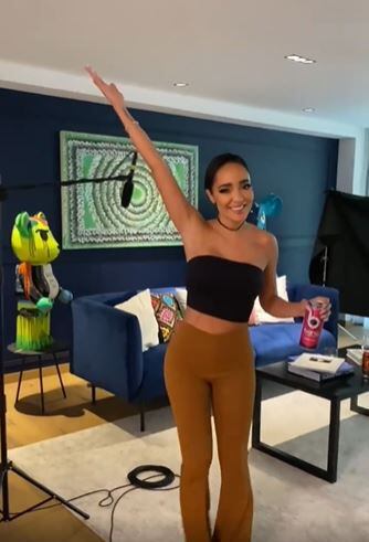 (Photo : Instagram/ @manelyk_oficial)