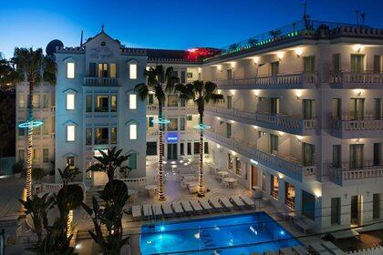 Hotel Messi Ibiza Es Vive