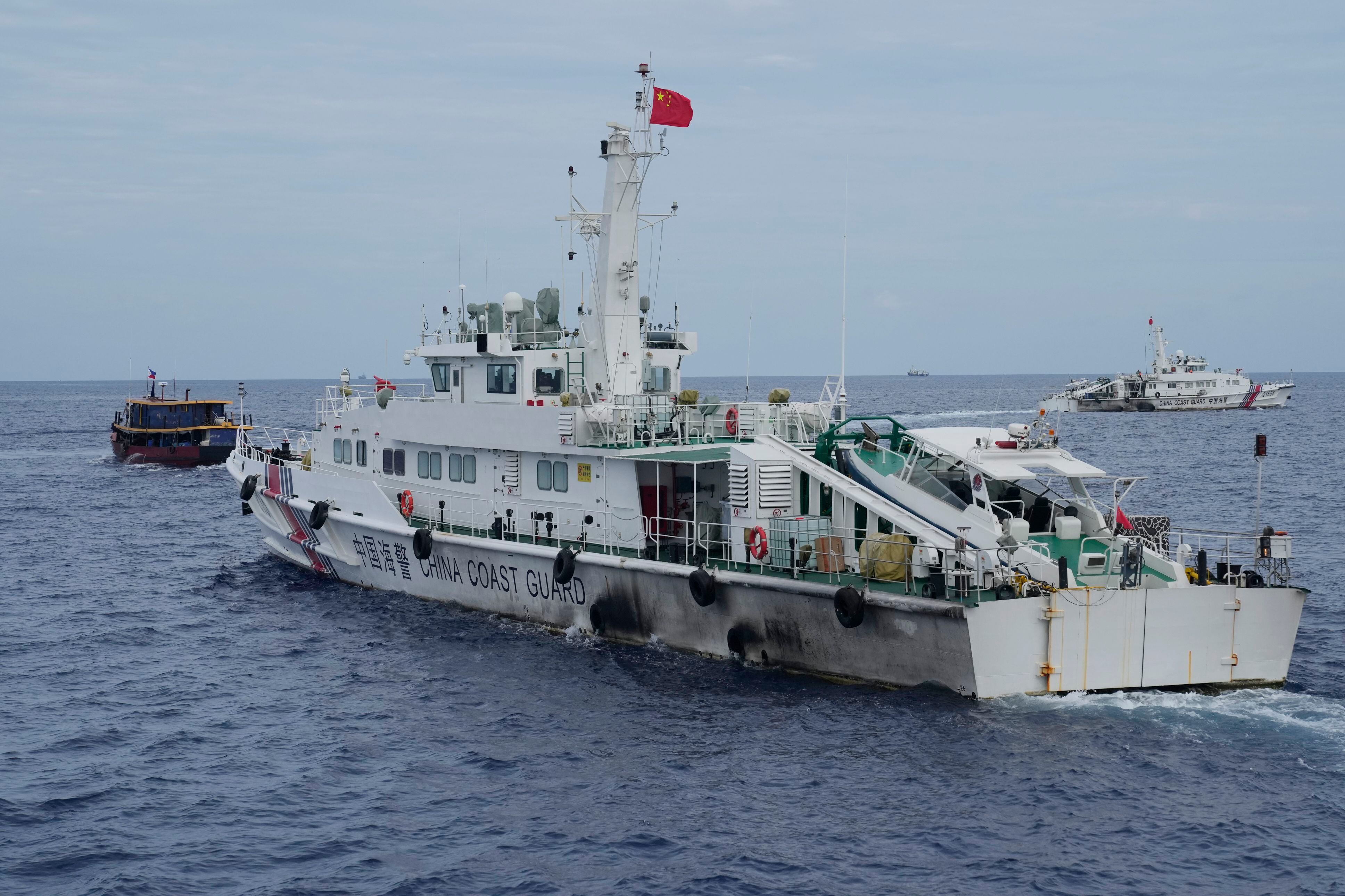 El régimen de China reclama casi todo el mar Meridional, incluidos los archipiélagos Paracel y Spratly, donde tiene disputas territoriales con países como Filipinas, Vietnam y Malasia. (AP)