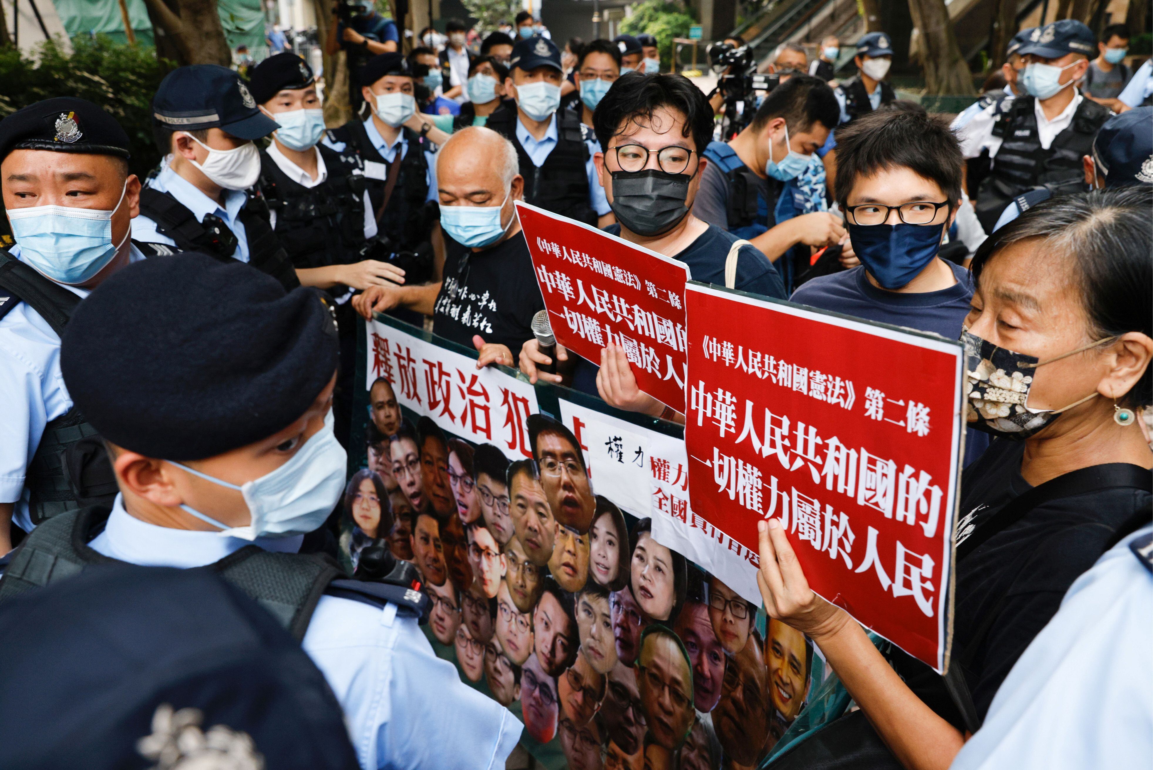 Manifestantes pro democracia protestan para que liberen a presos políticos en Hong Kong, China (REUTERS/Tyrone Siu)