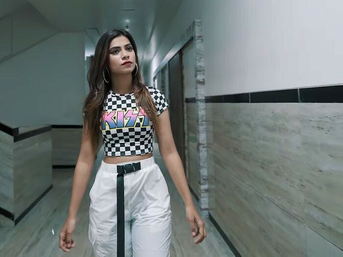 Nagma Mirajkar fue la primera mujer india en ser coronada como creadora verificada en TikTok, es decir, su fama surgió de la plataforma. Mirajkar, de 27 años, crea videos que abarcan desde escenas de comedia hasta tutoriales de moda y estilo (Youtube)