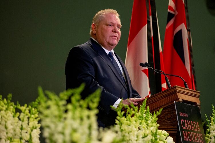 El gobernador de Ontario, Doug Ford, en conferencia de prensa sobre el coronavirus (REUTERS/Carlos Osorio)