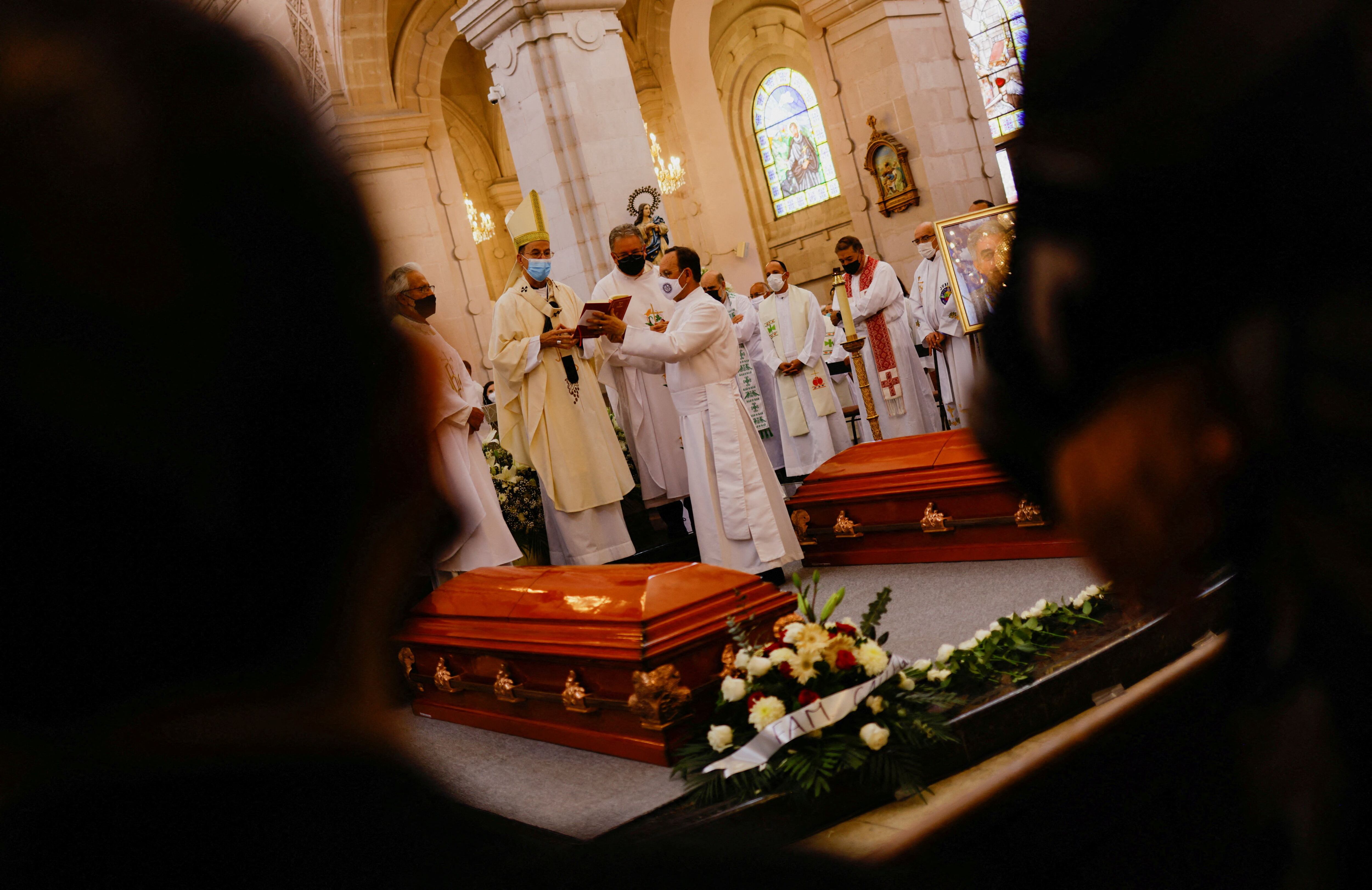 Por su parte, la iglesia Jesuita aseguró que ya no son suficientes los abrazos contra los balazos Foto: REUTERS/Jose Luis Gonzalez