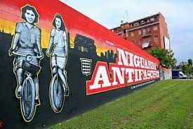 El mural que recuerda a Gina Galeotti y Stellina Vecchio en el barrio de Niguarda, en Milán