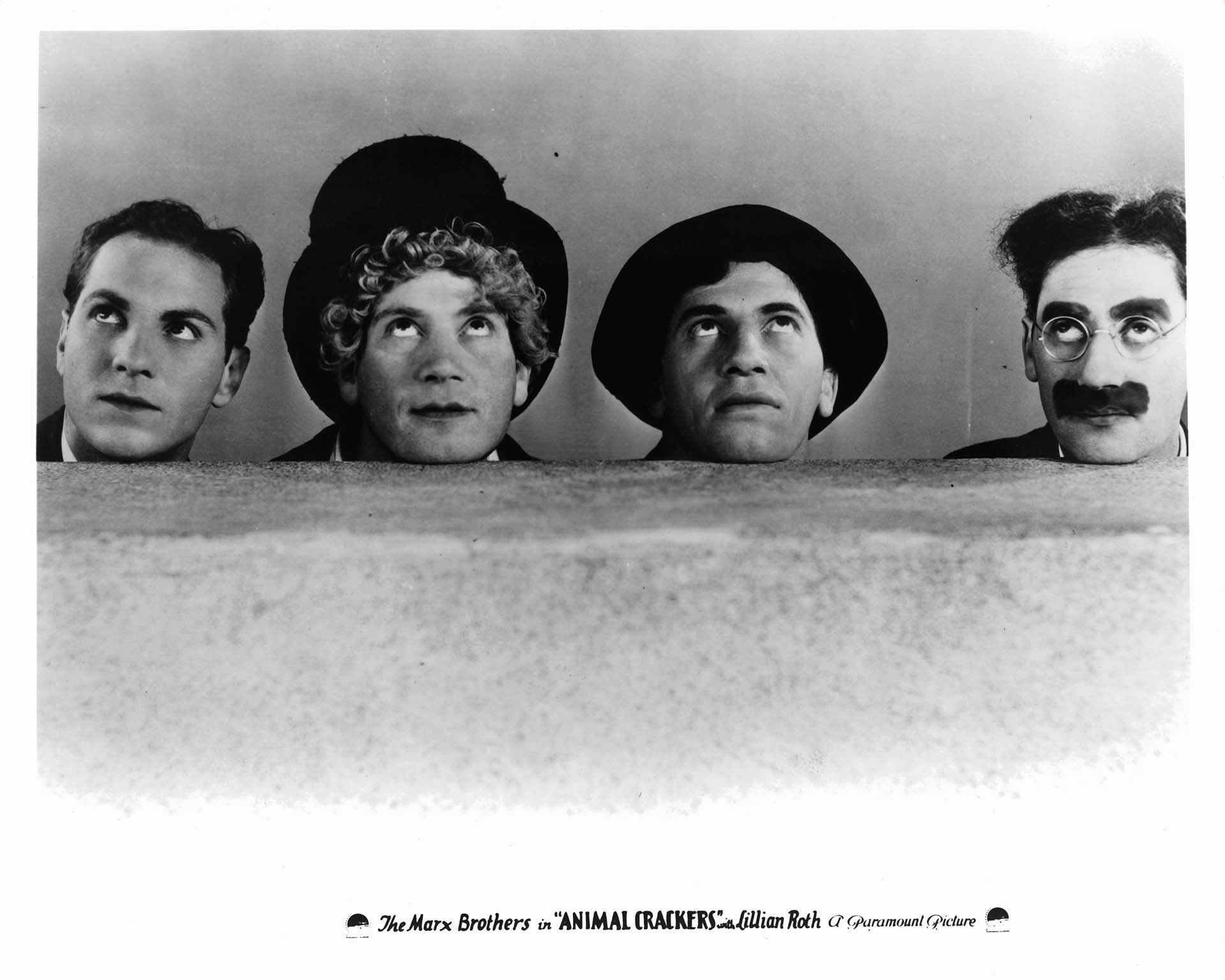 Los Hermanos Marx: Zeppo, Harpo, Chico y Groucho en la publicidad de su pelÃ­cula 'Animal Crackers', de 1930 (Photo by Paramount/Getty Images)