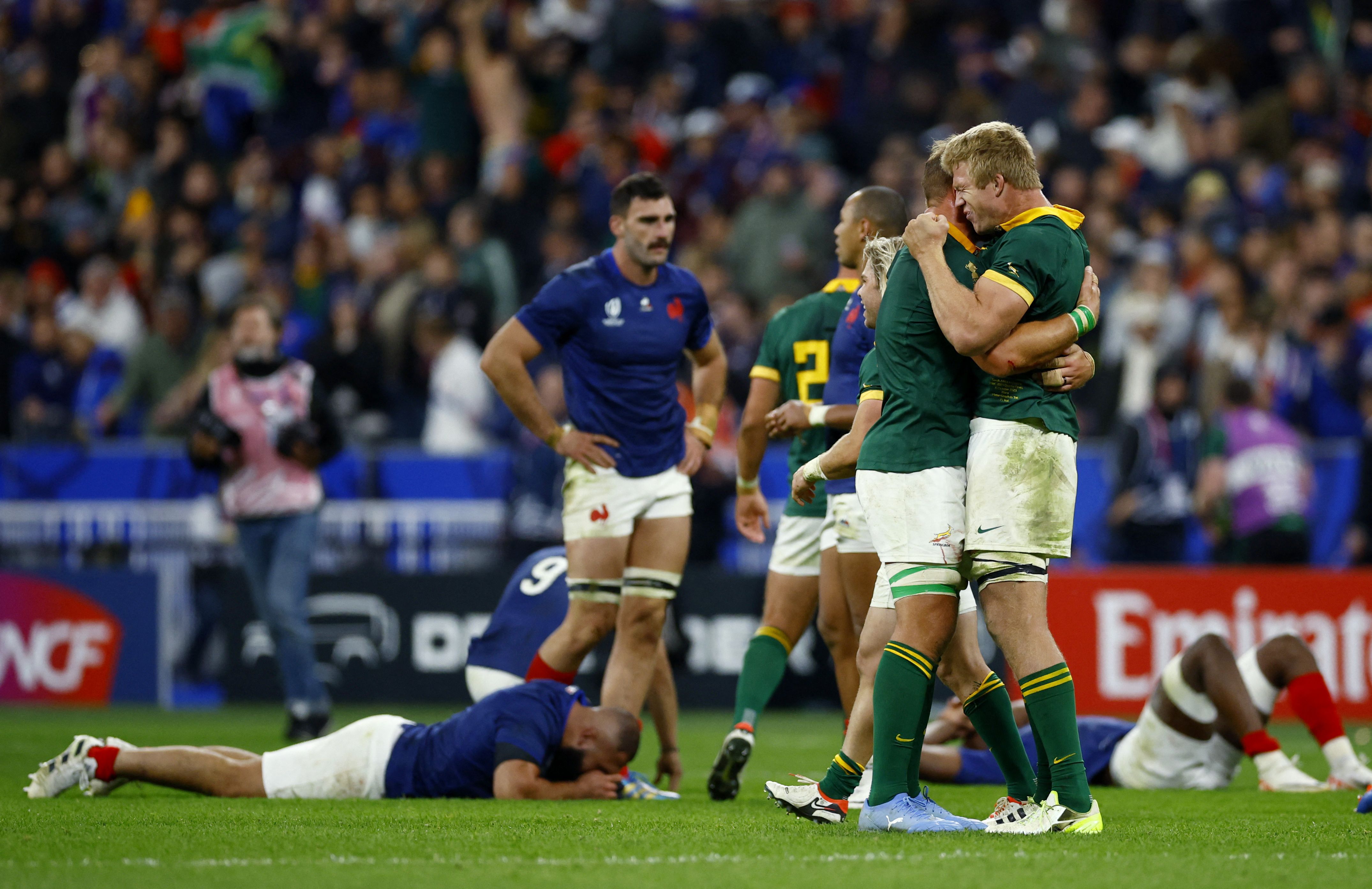 La felicidad sudafricana contra la tristeza francesa (Foto: Reuters)