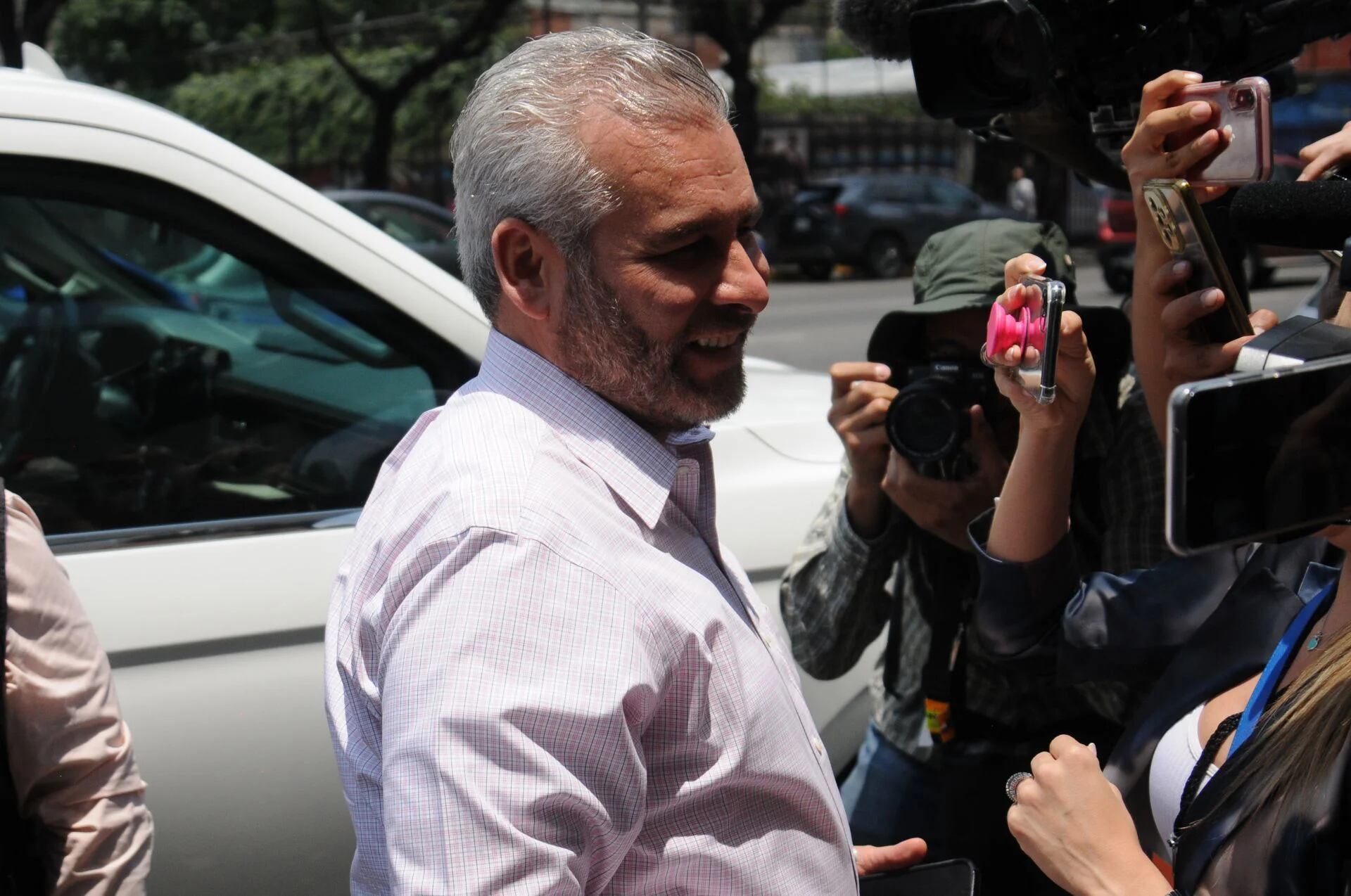 El padre acusó al gobernador de Michoacán de ser "amigo" de los delincuentes. FOTO: DANIEL AUGUSTO /CUARTOSCURO.COM