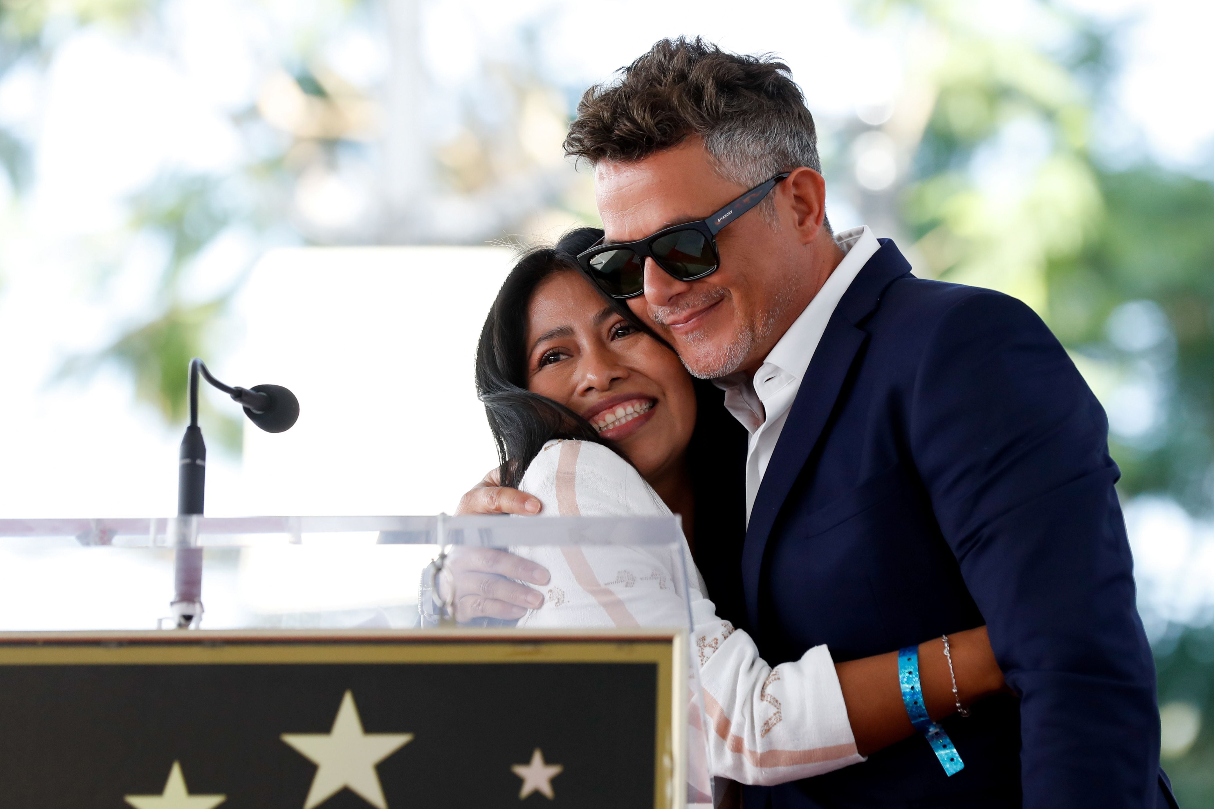 The actress was invited by Alejandro Sanz at the unveiling of his star in Hollywood (Photo: Reuters / Mario Anzuoni)