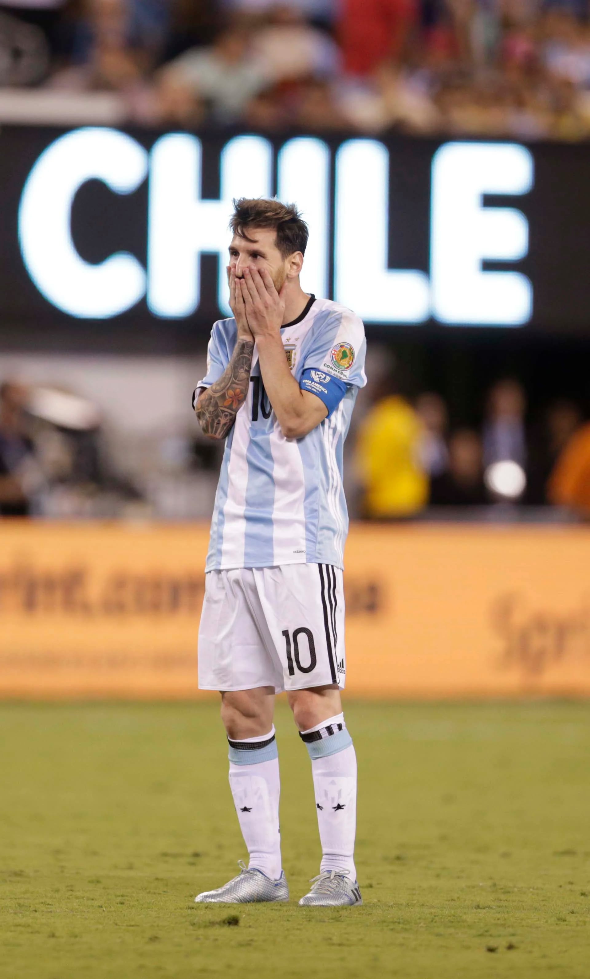 Messi sufrió su cuarta derrota con la Selección en un final (AFP)