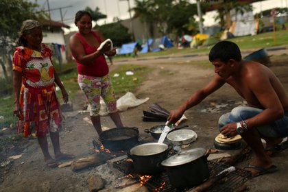 Venezolanos en las calles (REUTERS/Bruno Kelly)