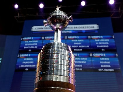 Football Soccer - 2017 Copa Libertadores draw - CONMEBOL headquarters, Luque, Paraguay - 21/12/2016  The Copa Libertadores trophy after the draw.  REUTERS/Jorge Adorno