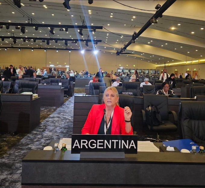  Embajadora de la Delegación Permanente de la Argentina ante la UNESCO, Marcela Losardo