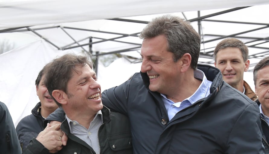 Massa junto a Kicillof (foto: tw @kicillofok)