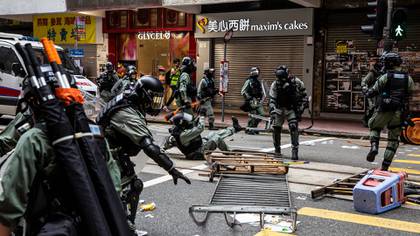 Los manifestantes instalaron barricadas en algunos puntos (Photo by ISAAC LAWRENCE / AFP)