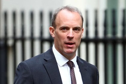 FILE PHOTO: On July 14, 2020, British Foreign Minister Dominic Rab arrived at Downing Street for a cabinet meeting in London, UK.  REUTERS / Hannah McKay