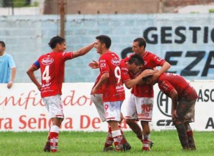 El Dolor De Hacer Un Gol Rodrigo Salinas Le Convirtio A Su Ex